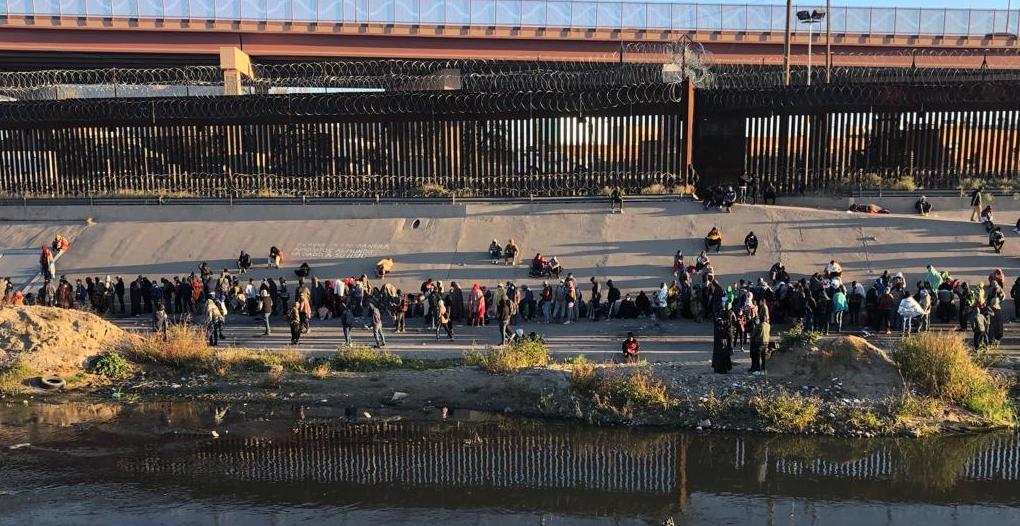 Cruce Masivo De Migrantes Por Ciudad Ju Rez Desata Nueva Crisis En El