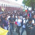 Cientos de estudiantes de San Cristóbal de las Casas manifestaron su apoyo al movimiento magisterial. Foto: Amalia Avendaño 