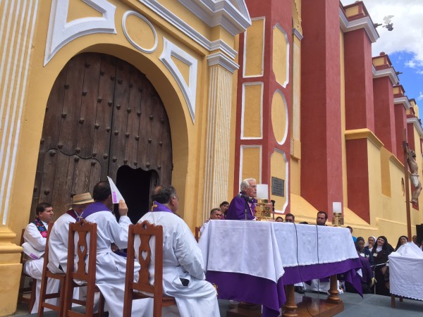 Hay que luchar por la liberación social»: sacerdotes de la Diócesis de San  Cristóbal | Chiapasparalelo