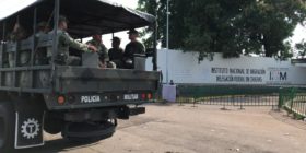 Militares que conforman la Guardia Nacional vigilarán estación migratoria. Foto: Benjamín Alfaro