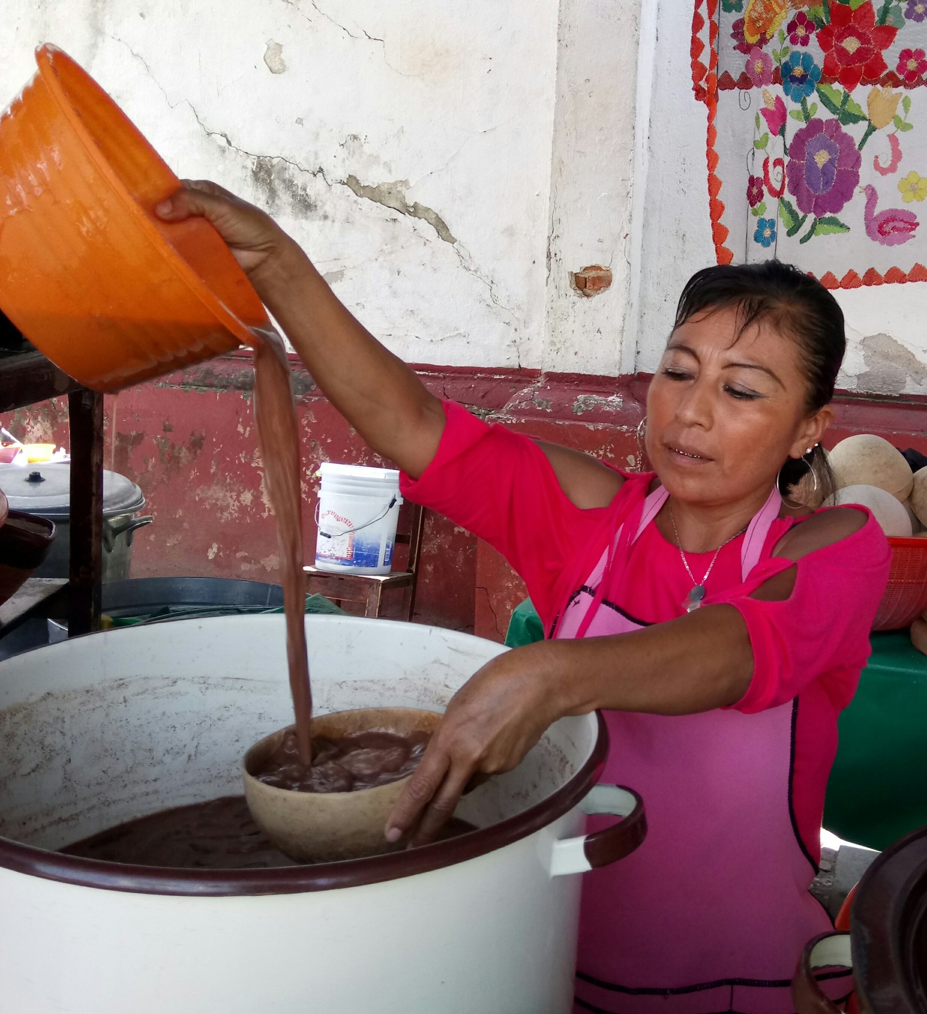 El pozol y las pozoleras; historias de vida, enseñanza, cultura y tradición  | Chiapasparalelo