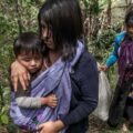 Tres heridos en Aldama
Raymundo Pérez  Sántiz de 16 años y Armando Pérez Sántiz  de  31 años originarios de la  comunidad de Xuxch'en Aldama y fueron emboscados en la comunidad Tabak  en la rodada abajo del puente Tabak Aldama.
Desplazadas. 11 de sept. 2020. @Luis Aguilar. 