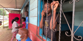 En la ciudad de Tapachula, miles de migrantes viven en condiciones precarias. Foto: Ángeles Mariscal