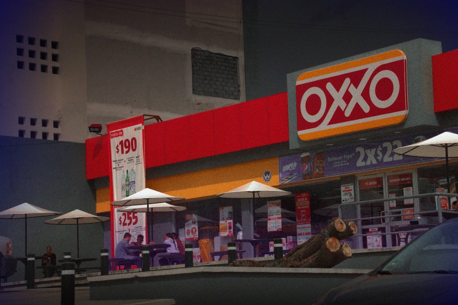 Con una mano Femsa apoya tiendas de barrio, con otra los asfixia con bajas  comisiones y Oxxos | Chiapasparalelo