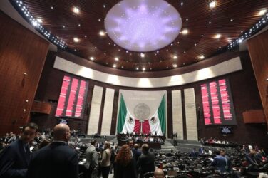 Avanza la reforma de ‘supremacía constitucional’ en la Cámara federal y congresos locales
