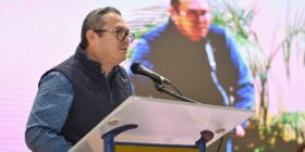 Resalta el rector Oswaldo Chacón Rojas el apoyo de la SEyT y la INROADS.